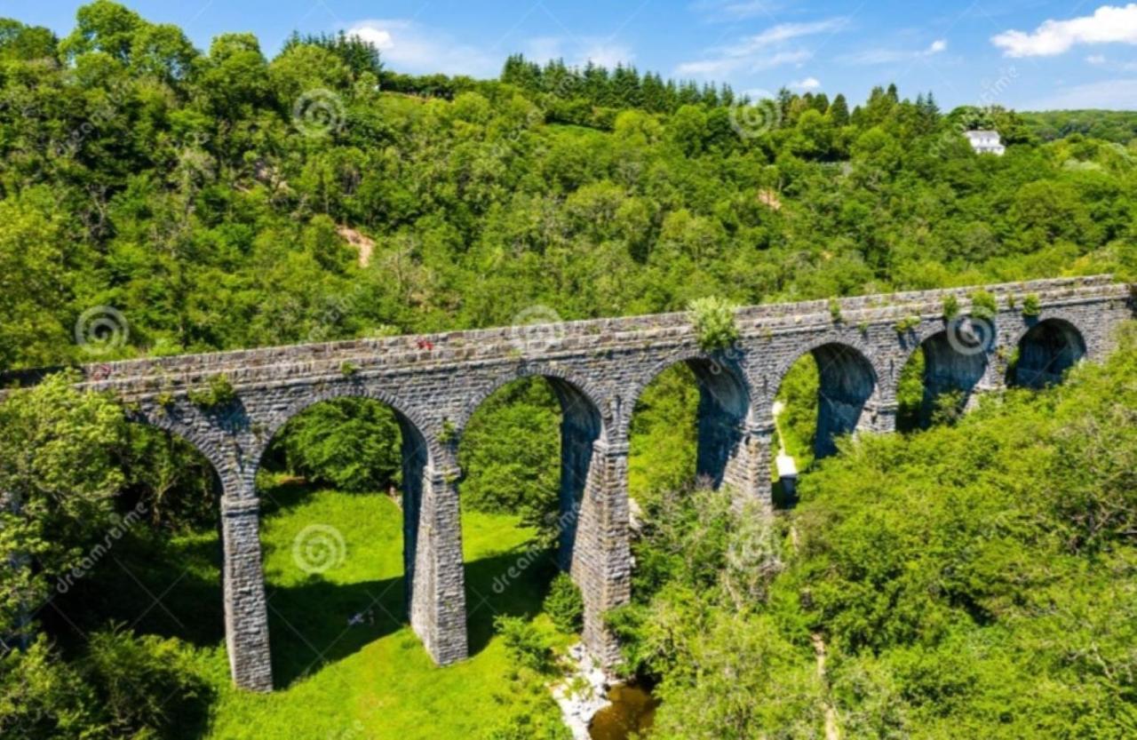 Viaduct View - Cefn Coed Lägenhet Merthyr Tydfil Exteriör bild